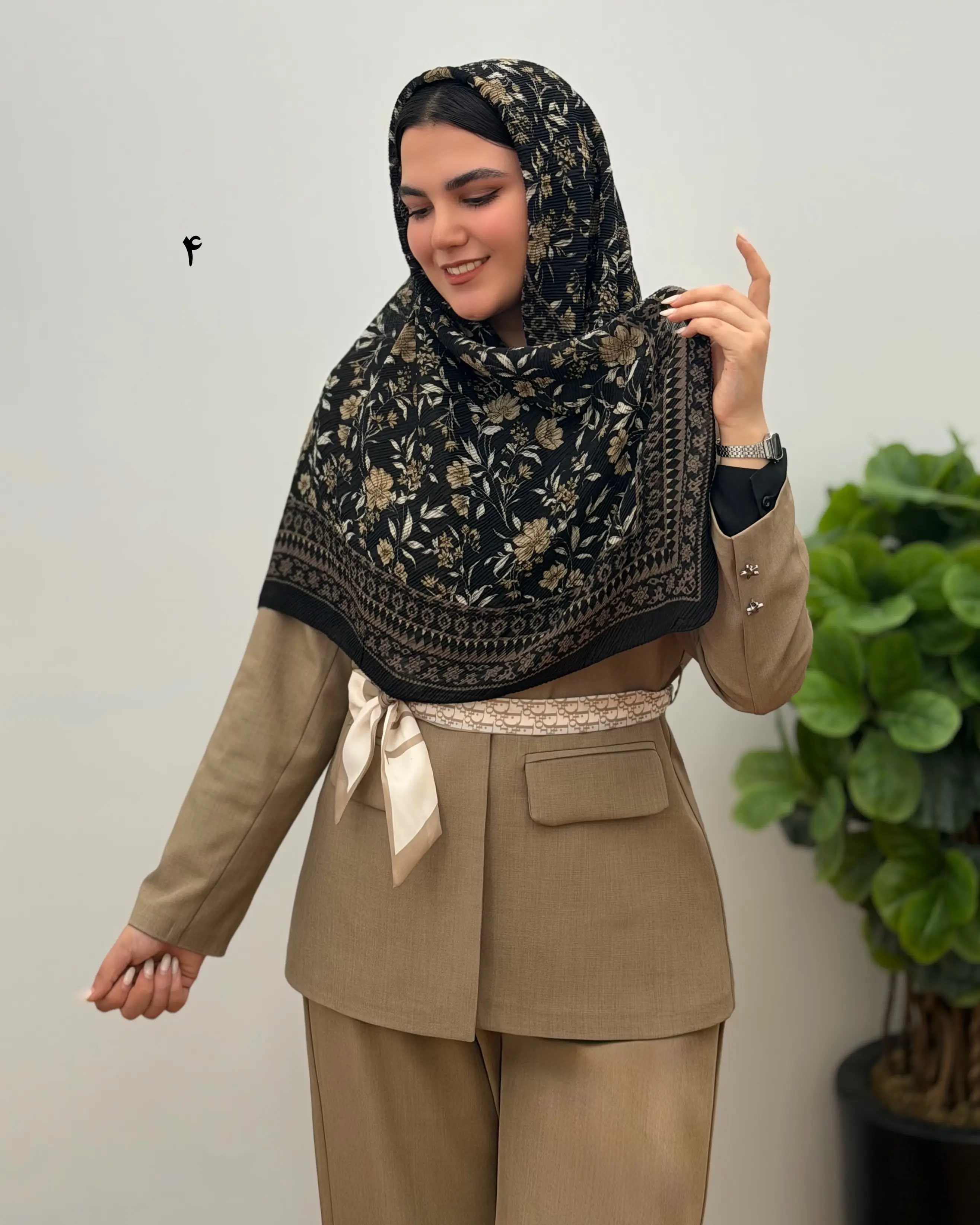 روسری پلیسه نخی مدل شانا